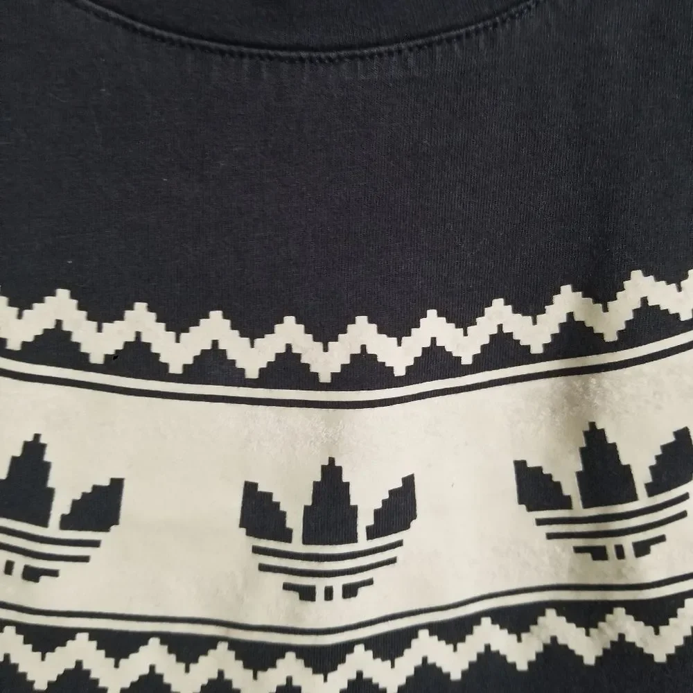*SOLD* Adidas tee shirt black cream logo sz XS - Picture 4 of 6